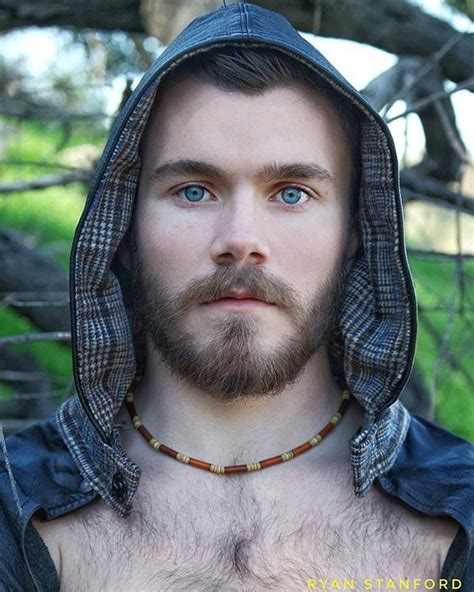 99 Photos of Mostly Hairy Guys Show Themselves for Ryan .